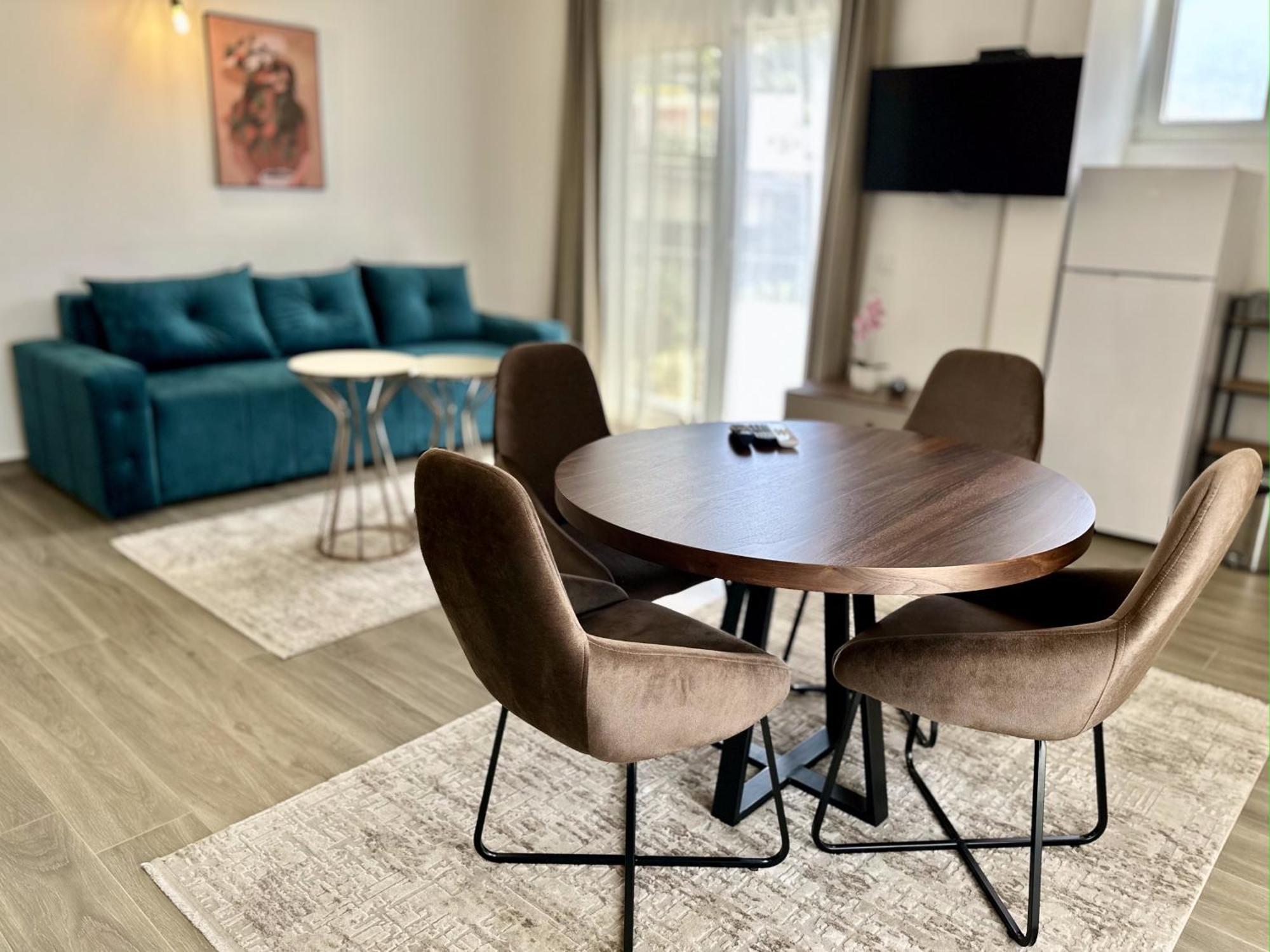 Akhdar Apartments 우체하 외부 사진