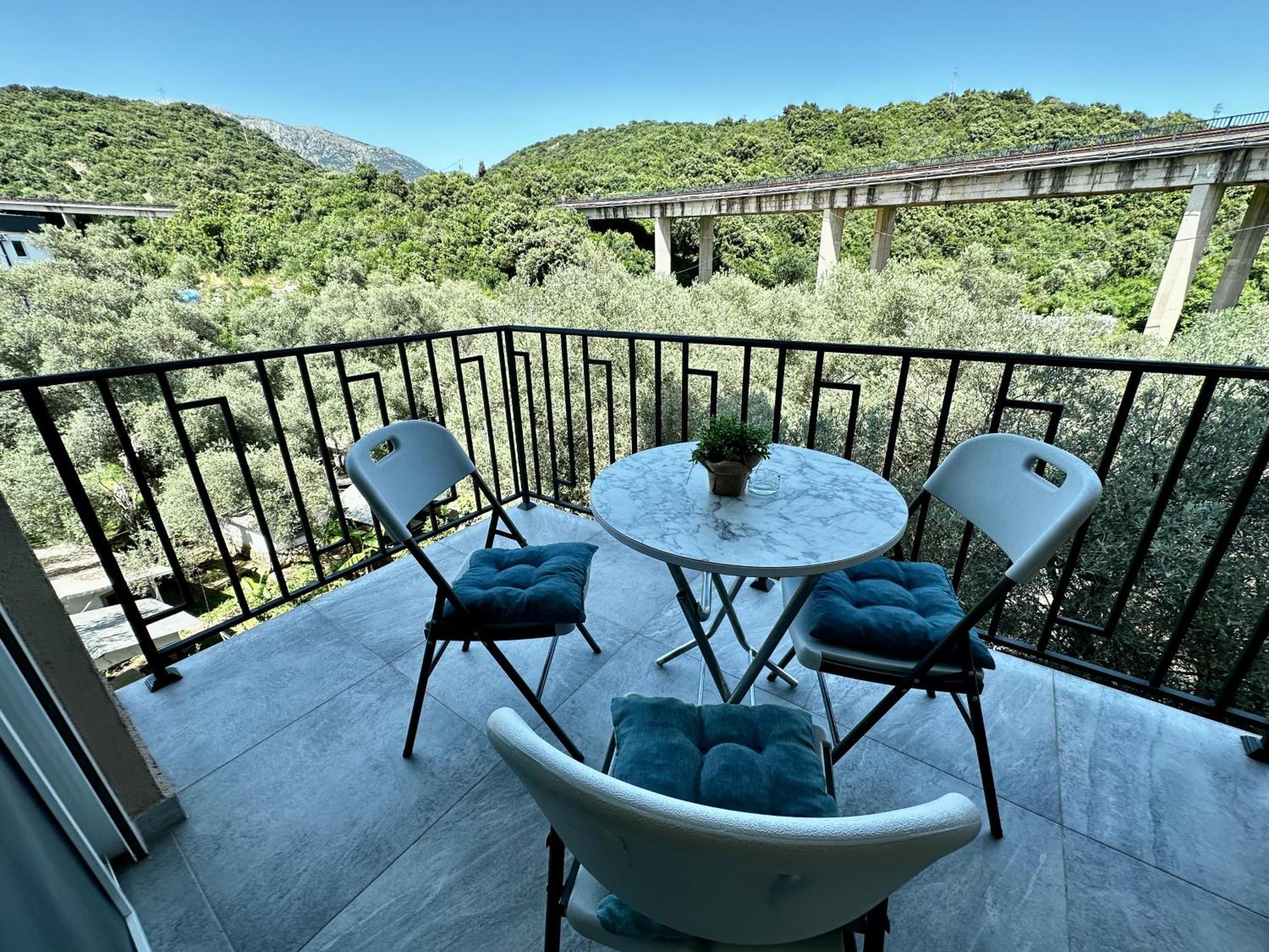 Akhdar Apartments 우체하 외부 사진