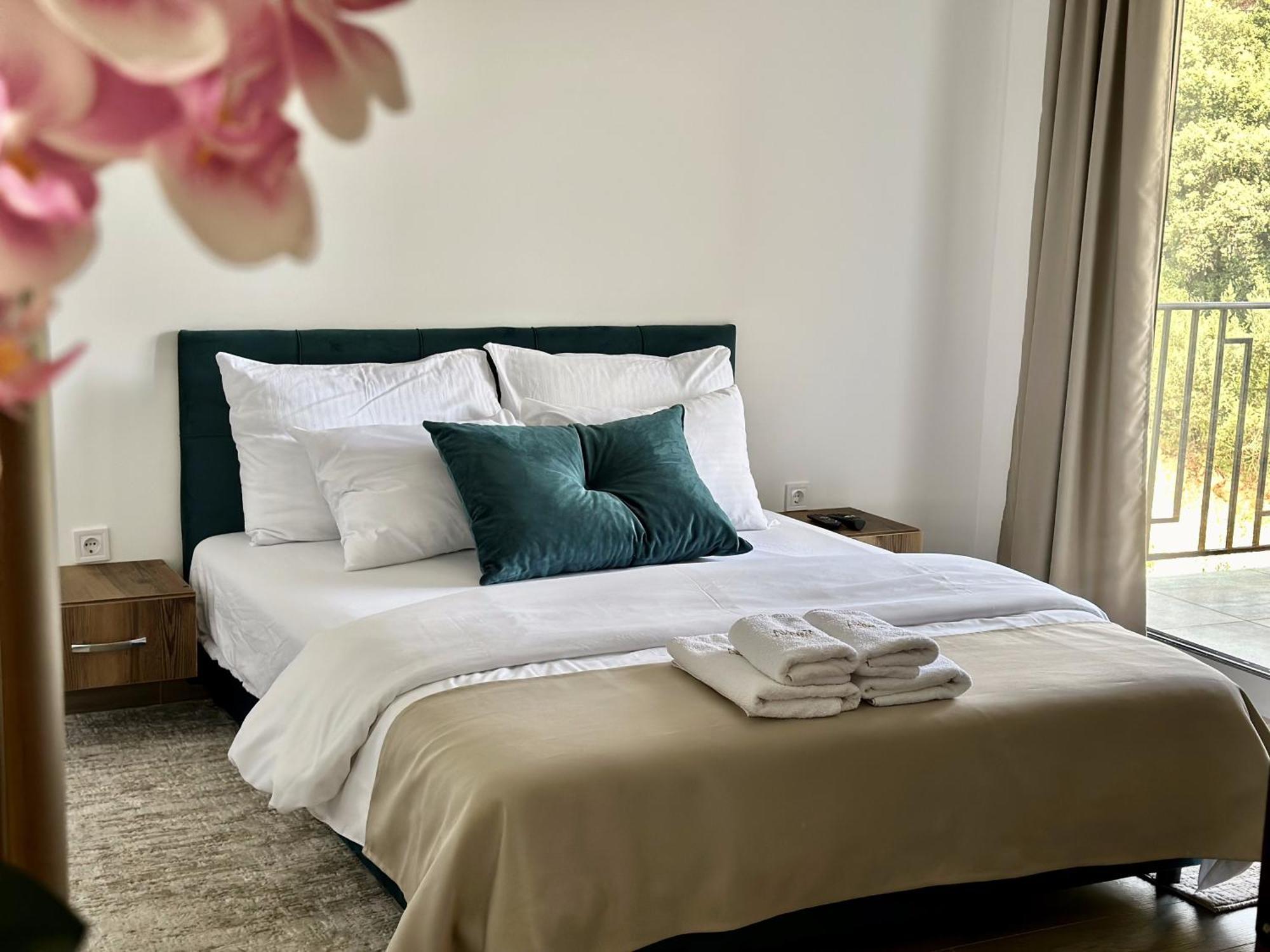 Akhdar Apartments 우체하 외부 사진