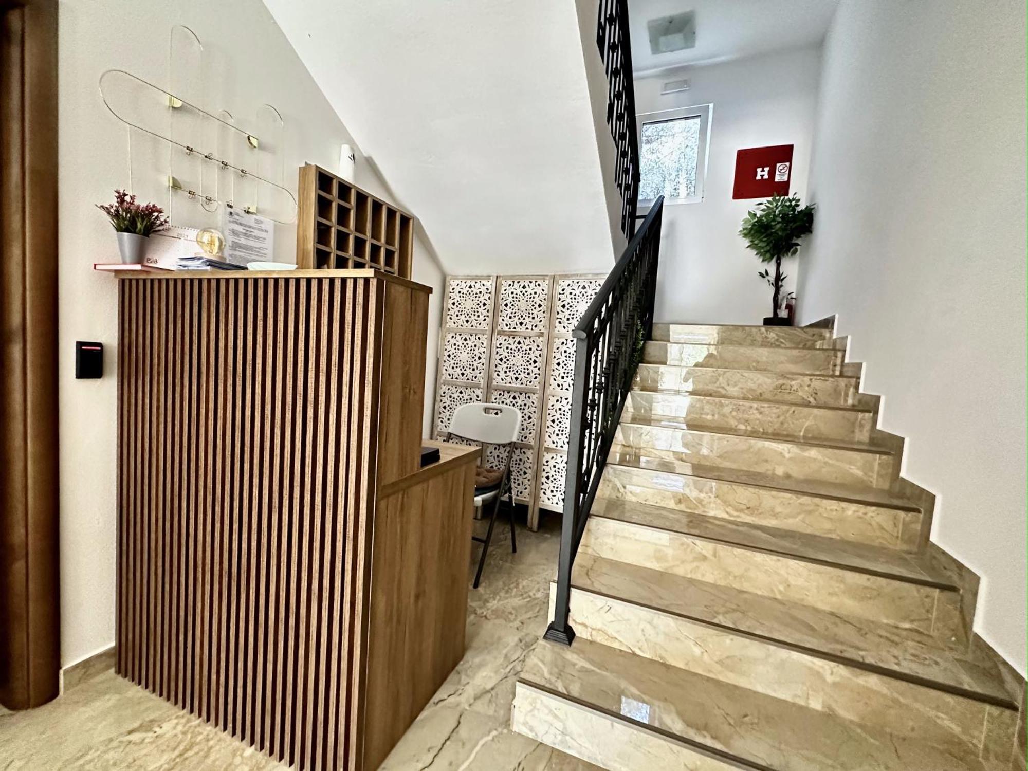 Akhdar Apartments 우체하 외부 사진